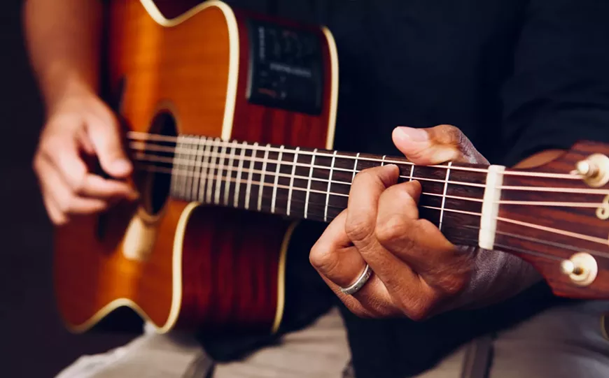 acoustic_guitar_1_.webp