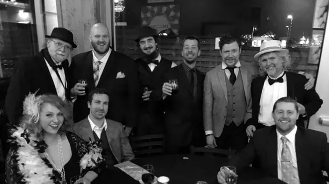 Image: Company Grand