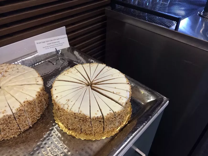 brown_sugar_spice_cake.webp