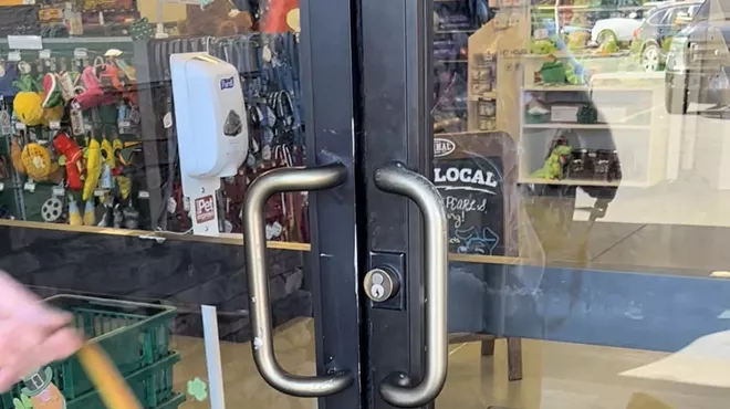 Image: Best Pet Store