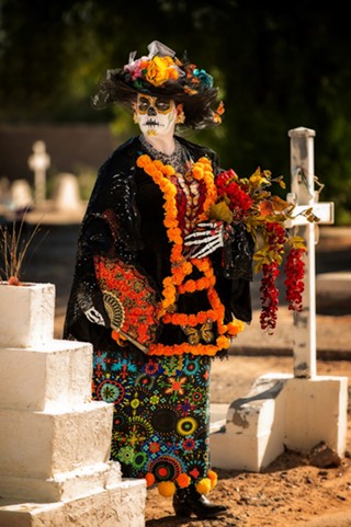 Dia de los Muertos - Imagery of Life