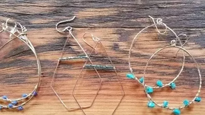 Image: DIY-Wire Wrapped Earrings