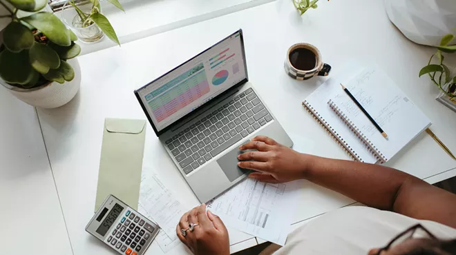 Image: Free Educational Course - Accounting & Finance