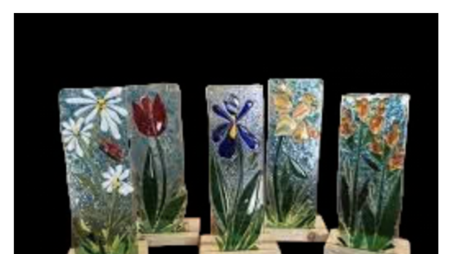 Image: Fused Glass: Blooming Creations
