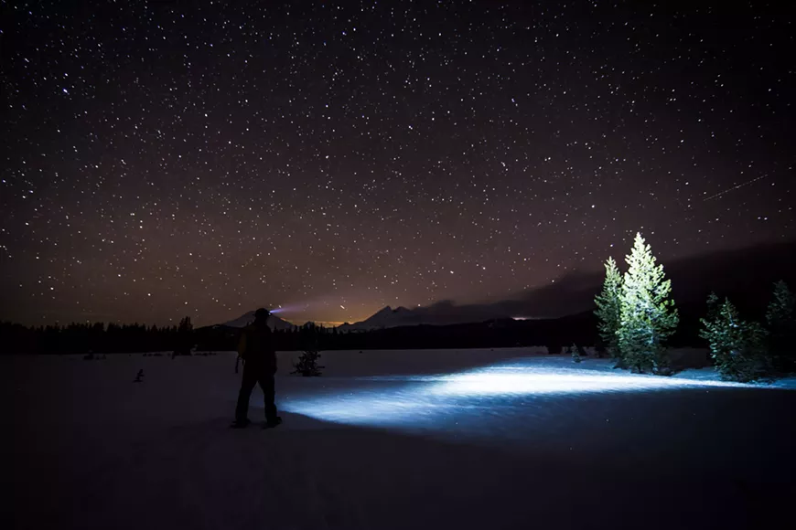 starlight_snowshoe_-_wanderlust_tours.webp