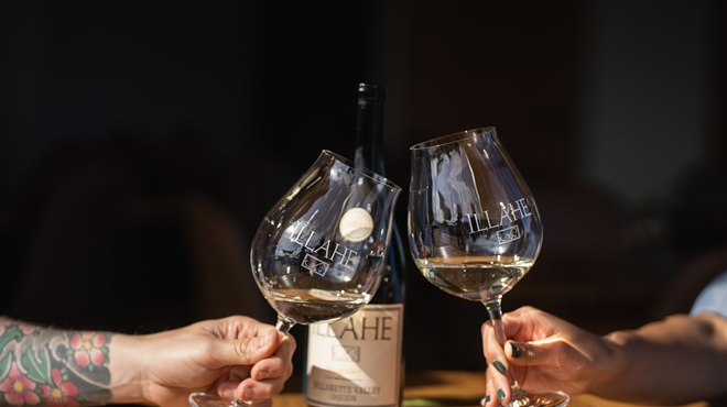 Image: Illahe Vineyards Wine Tasting