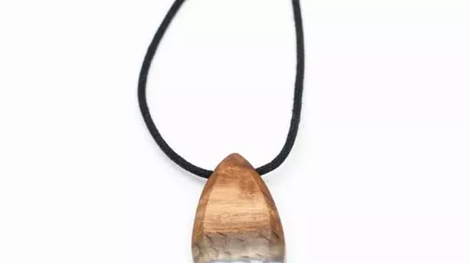Image: Intro to Resin Jewelry : 2-Day Class