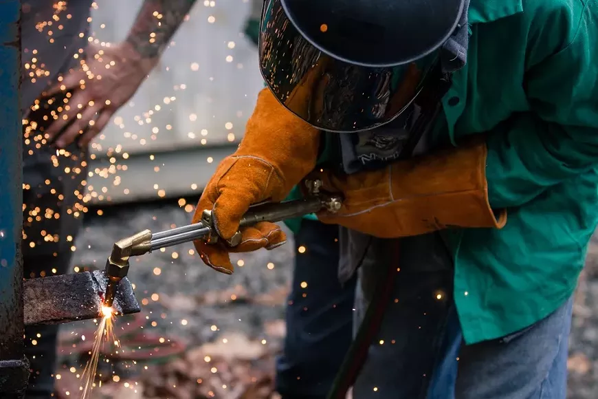 welding-kid.webp