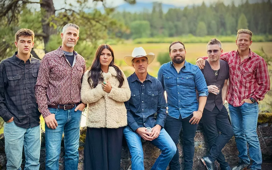 Live at the Vineyard: Station Camp