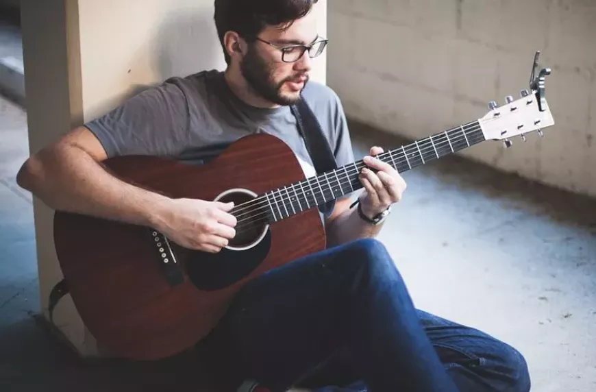 Live Music: Mason James @ Portello