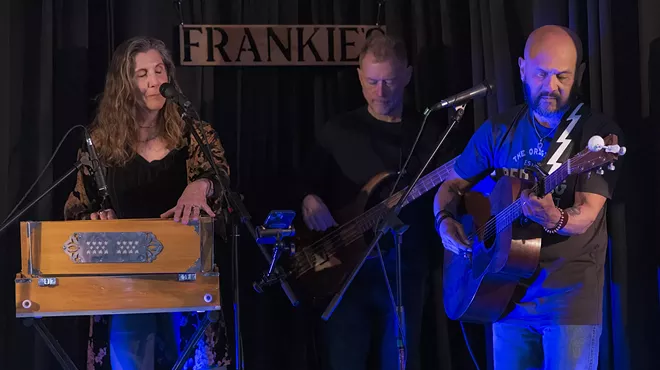 Image: Live Music: The Quons