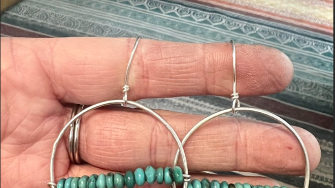 Image: Make a Pair of Wire Wrapped Metal Earrings