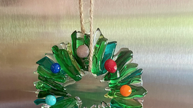 Image: Make Fused Glass Holiday Ornaments