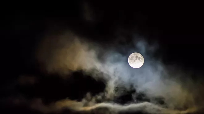 Image: Moon Ceremony w/ Aubrey Robbins