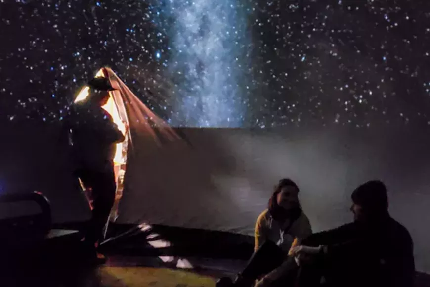 family-planetarium-720x480-2.webp