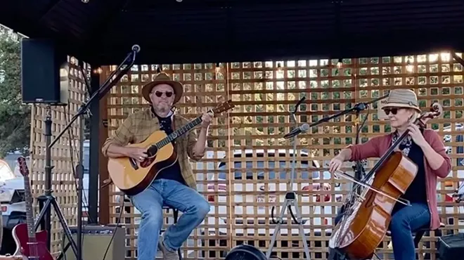 Image: Sunset Sessions & Farmers Market: Coyote Willow
