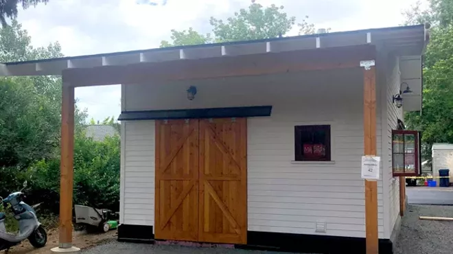 Image: Taps &amp; Food Carts for Bunk+Brew