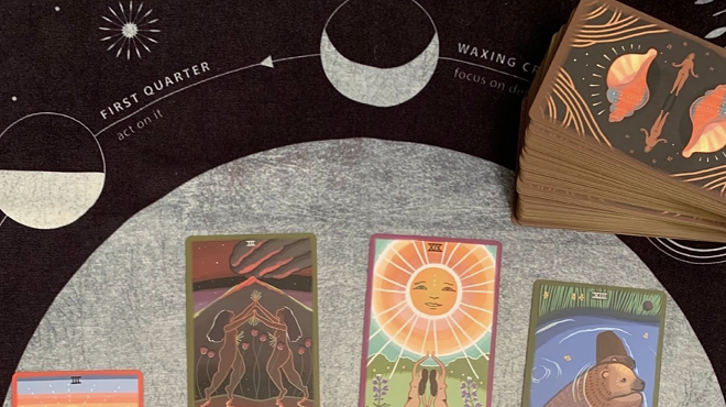 Image: Tarot & Tea