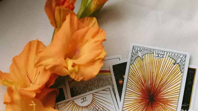 Image: Tarot & Tea