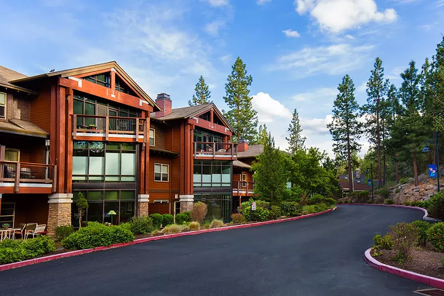 tm-bend-exterior-0007-ia94xn.webp
