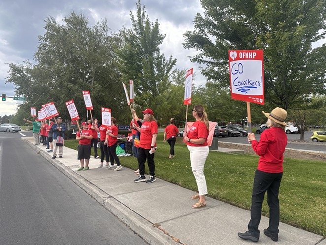 St. Charles Tech employee picket line (2)