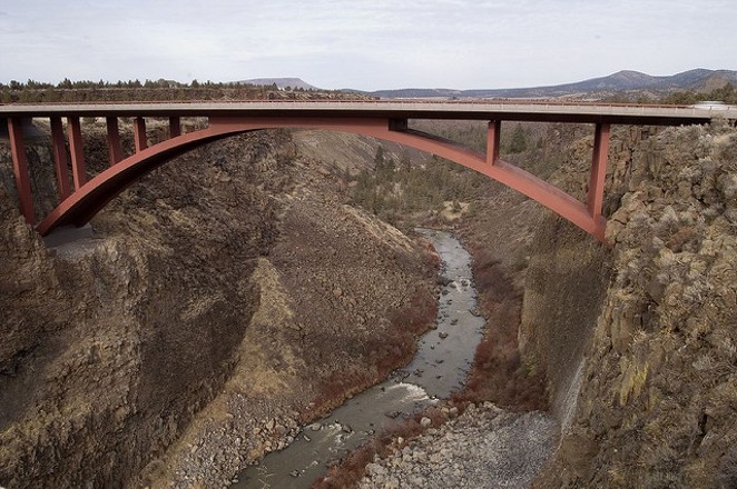 Close Call — BASE jumper rescued at Crooked River Gorge