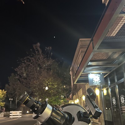 Looking at Jupiter in front of Expedition Club