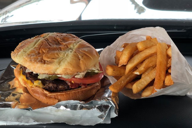5 Great Burgers in Central Oregon