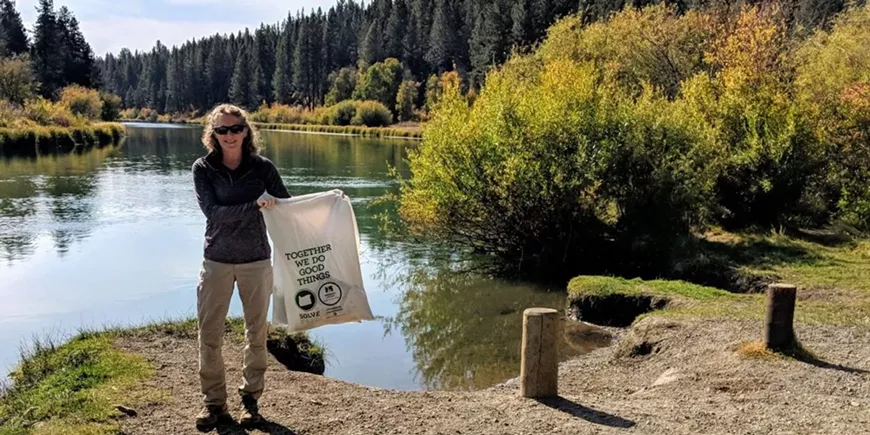 Help clean up the Upper Deschutes riverside