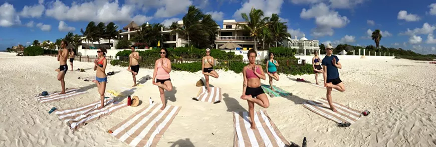 casa_om_class_on_beach_3.webp