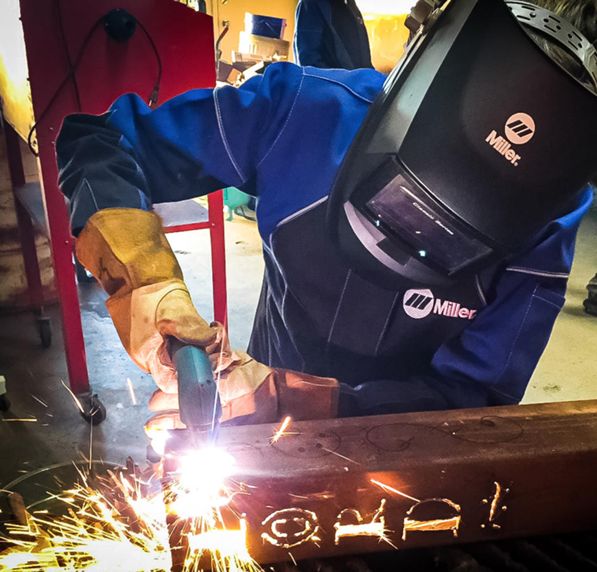 woman-welding.png
