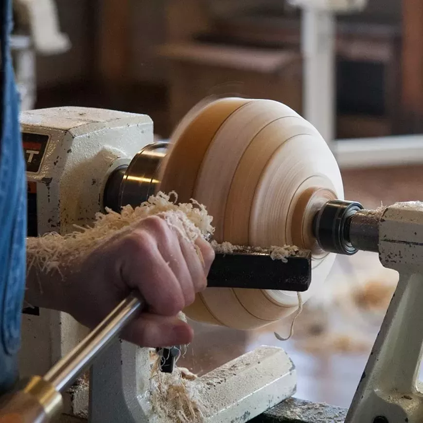DIYcave Wood Lathe Workshop