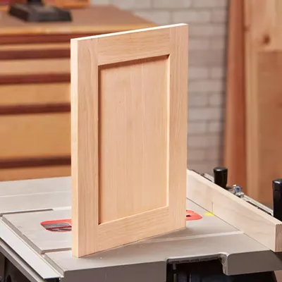 Image: Wood Shaker Cabinet Doors