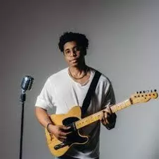 Image: Zac Ross of Man Overboard &amp; Victor Artis